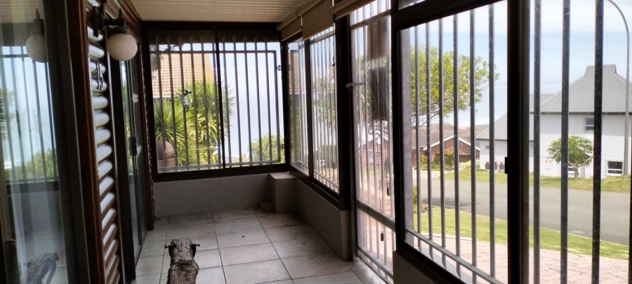 4 Bedroom Property for Sale in Dana Bay Western Cape